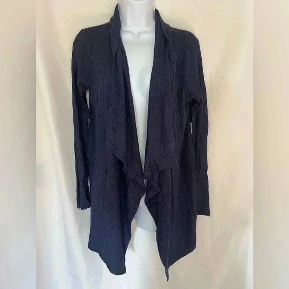 Velvet by Graham & Spencer “Bertha” Waffle Knit Cardigan, size Medium, BNWT - Picture 3 of 6